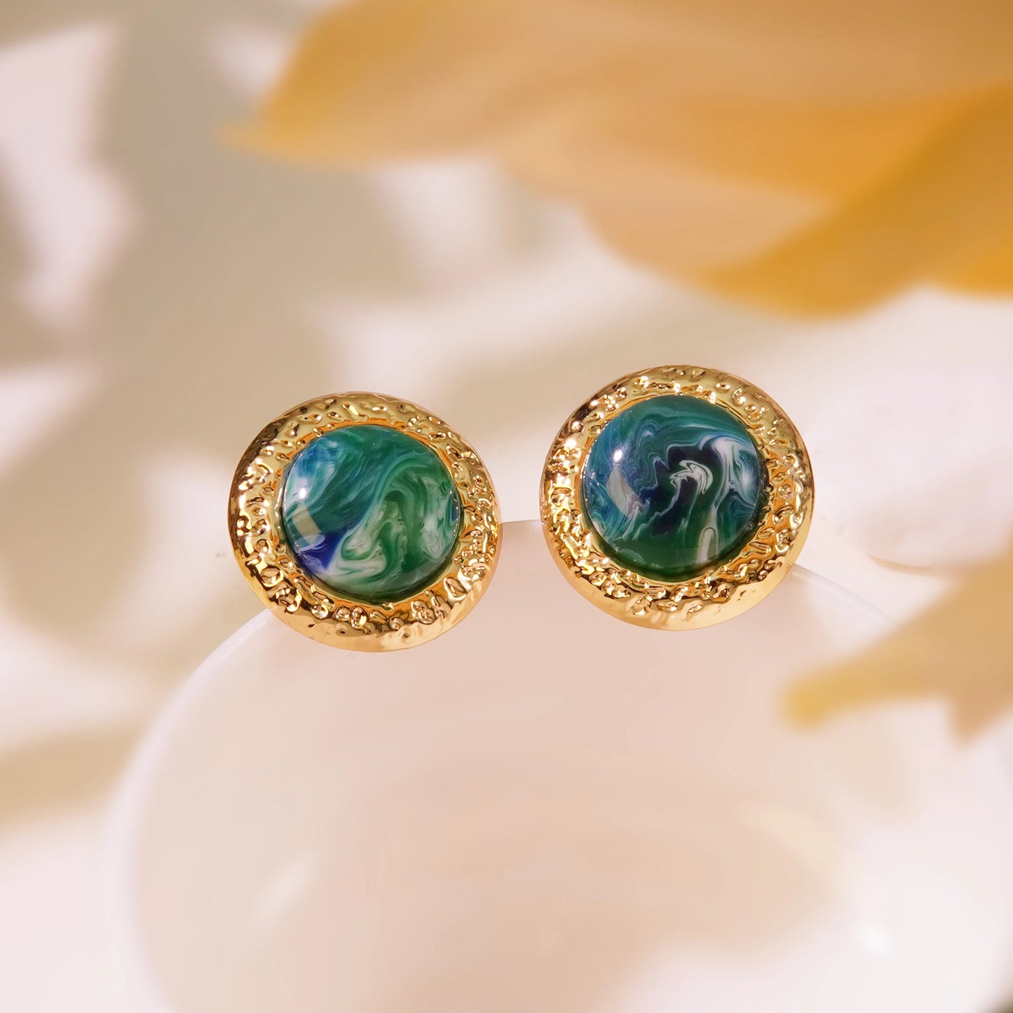 Σκουλαρίκια επιχρυσωμένο ατσάλι στρόγγυλα μπλε με χρυσό πλαίσιο-EA474