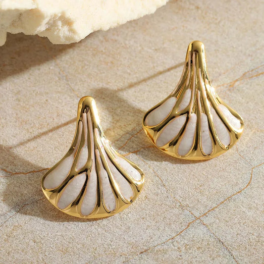 Σκουλαρίκια επιχρυσωμένο ατσάλι σε σχήμα κοχυλιού βεντάλιας-EA344