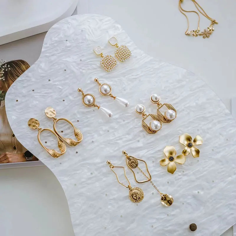 Acrylic stand for earrings - P126