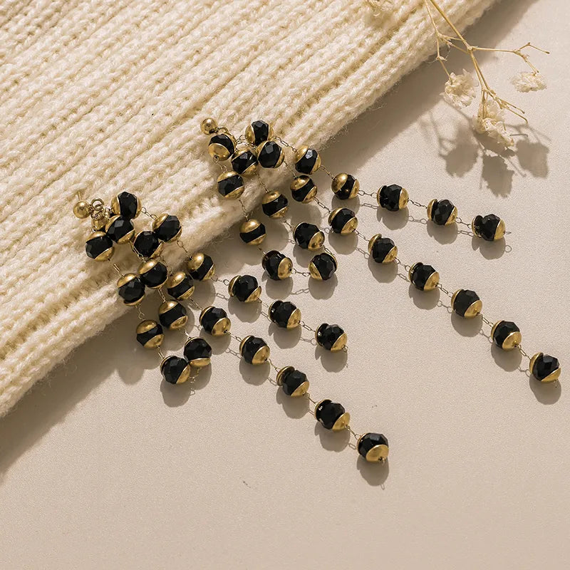 Σκουλαρίκια επιχρυσωμένο ατσάλι με μαύρες χάντρες-EA162