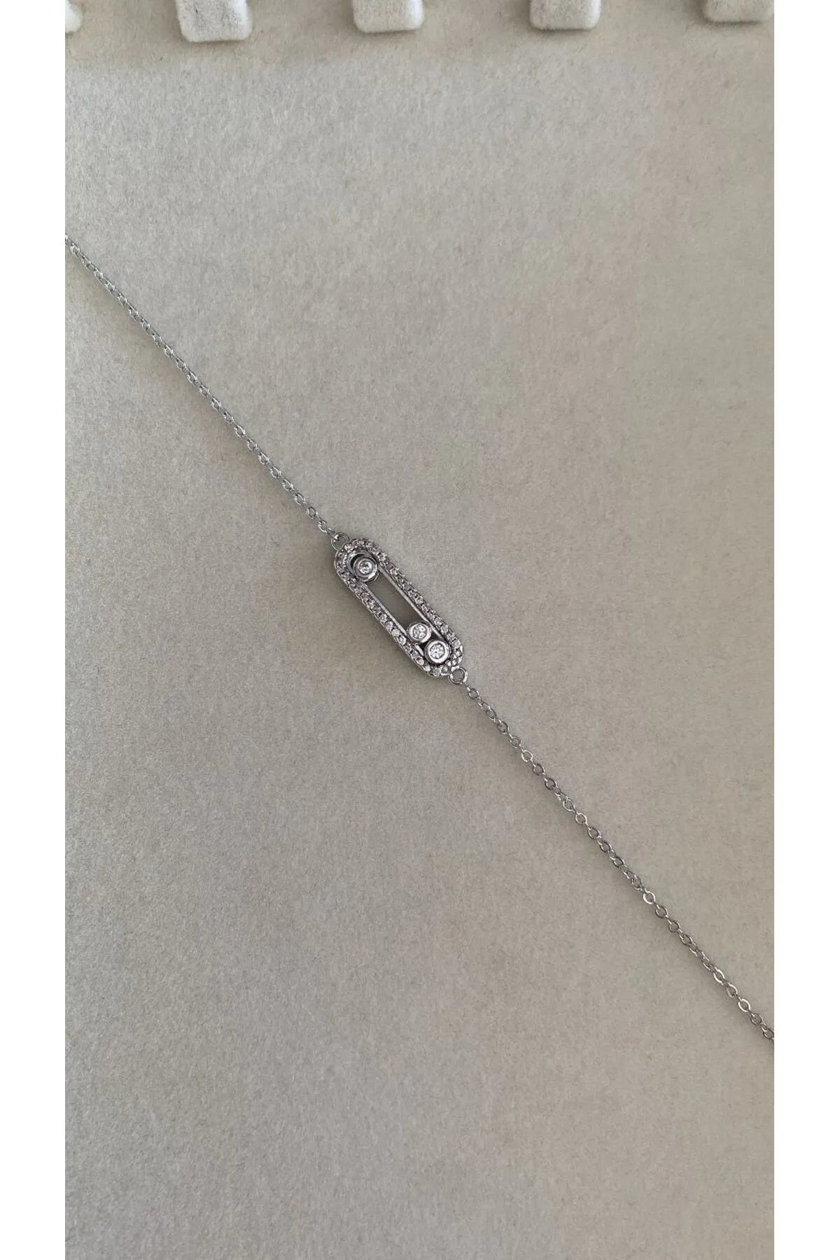 Bratara din otel cu trei zirconi pe bara-BR286