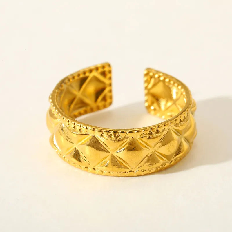 Ring of steel gold - R139