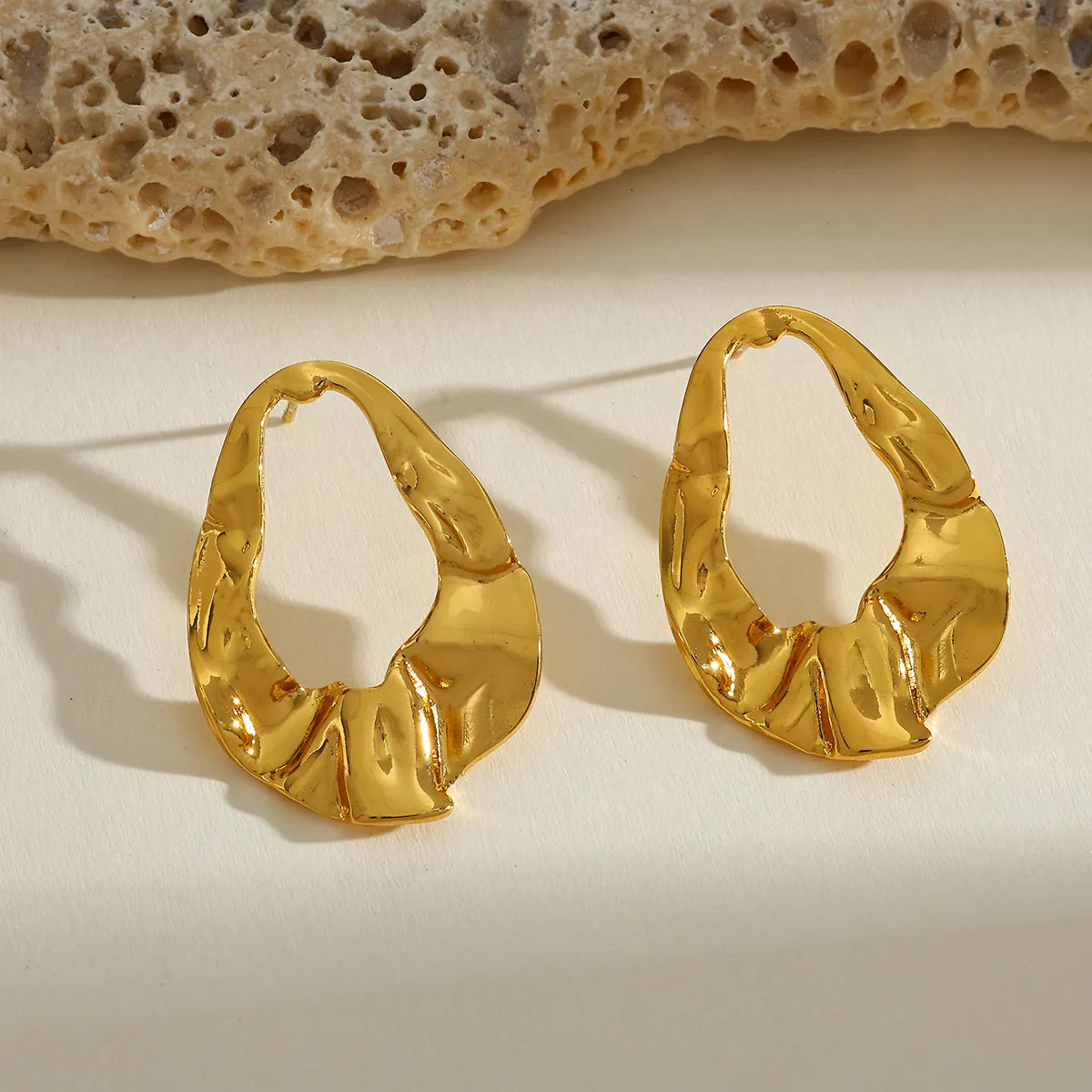 Σκουλαρίκια ατσάλινα χρυσά - EA415