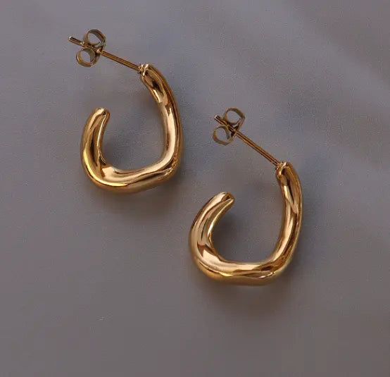 Boucles d'oreilles en acier triangulaire - EA365