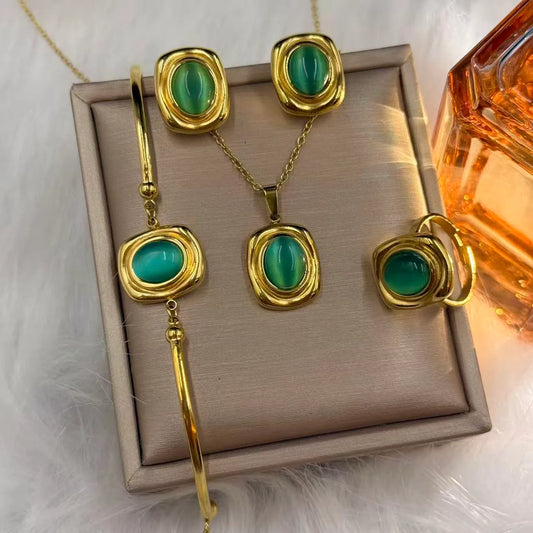 Σετ ατσάλι κολιέ σκουλαρίκια βραχιόλι και δαχτυλίδι με πράσινη πέτρα-SET068
