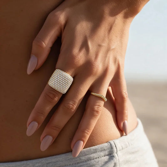 Bague acier doré avec strass - R247