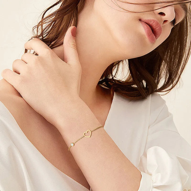 Bratara din otel auriu cu piatra de zircon si inima-BR064