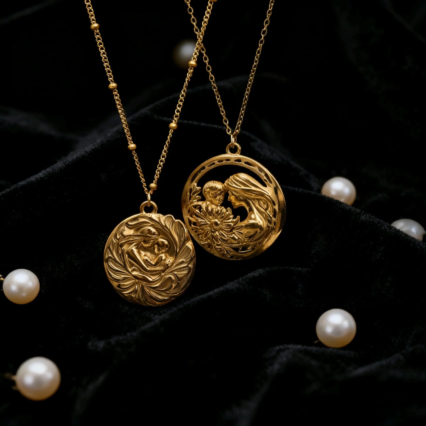 Colier din otel cu mama si bebelusul-NE425