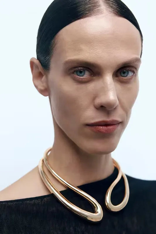 Collier en laiton doré avec ouverture avant-NE080