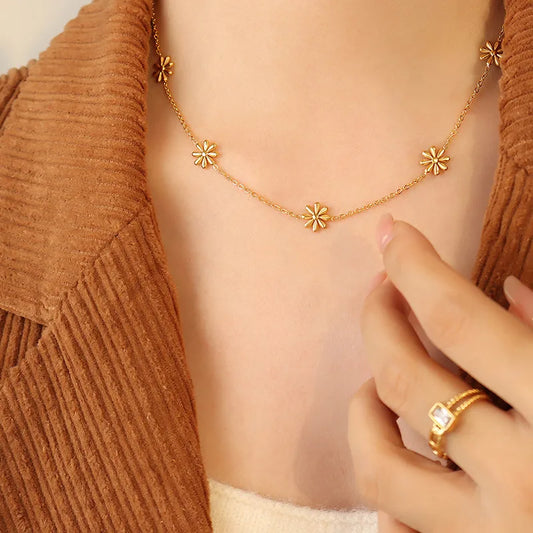 Κολιέ ατσάλινο με λουλούδια -w657