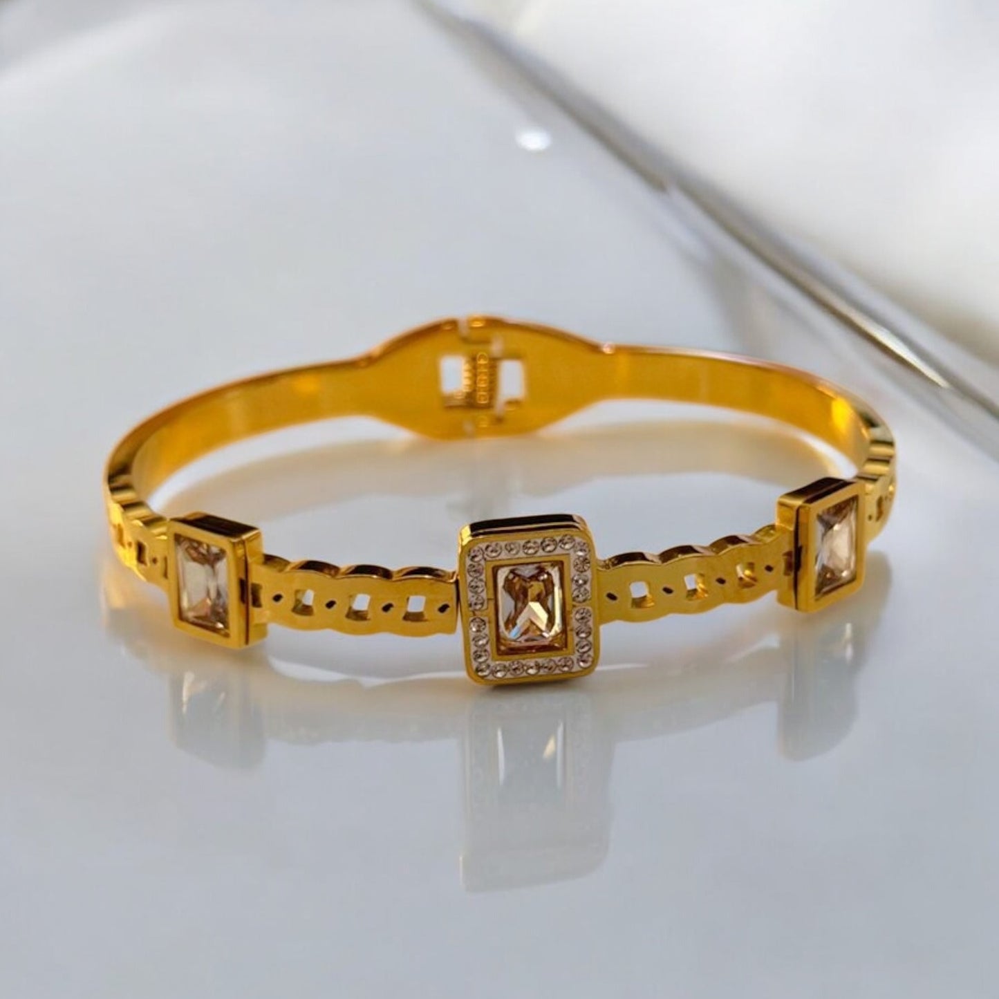 Menottes en acier avec des pierres rectangulaires - BR260