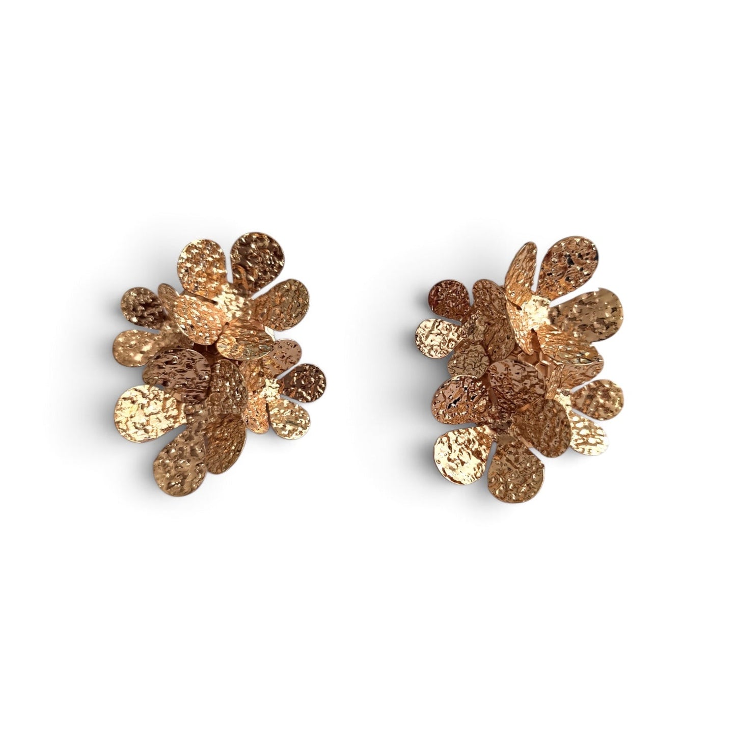 Stahlohrringe mit goldenen Blumen – EA543