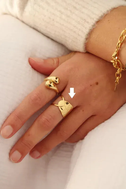 Steel ring with special shape-R214