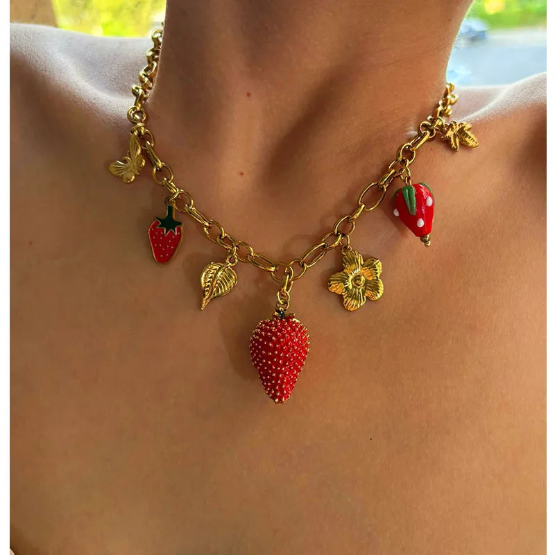 Κολιέ επιχρυσωμένο ατσάλι με φράουλες- NE687