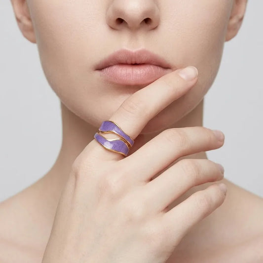 Bague acier doré avec violet - R264