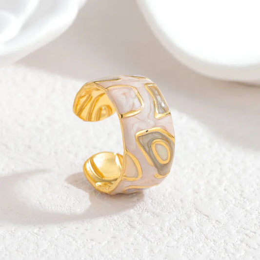 Δαχτυλίδι επιχρυσωμένο ατσάλι λευκό με σχήματα-R278