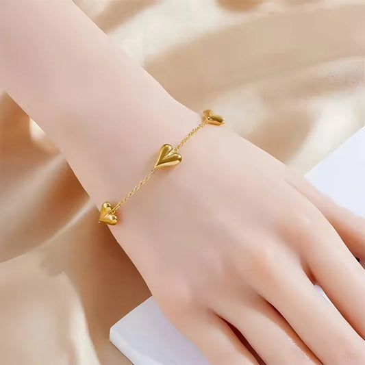 Βραχιόλι επιχρυσωμένο ατσάλι με καρδιές-BR117