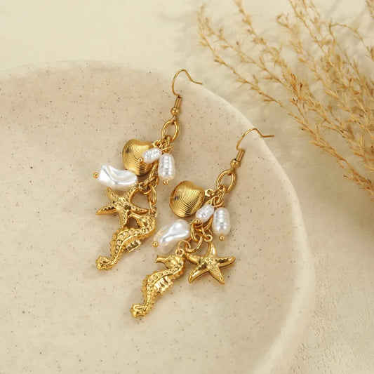 Σκουλαρίκια ατσάλινα με πέρλες και χρυσά στοιχεία - EA759