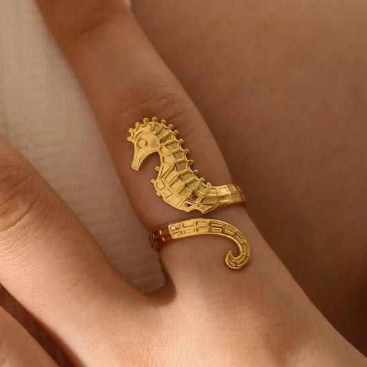 Inel calu de mare din oțel placat cu aur-