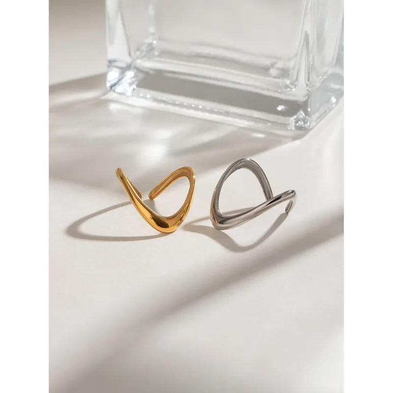 Anel de anel de ouro aberto em forma V-R032