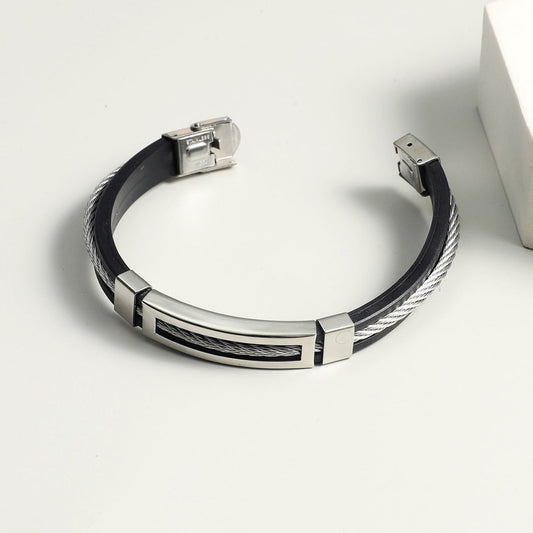 Bracelet en cuir et en acier - BR114