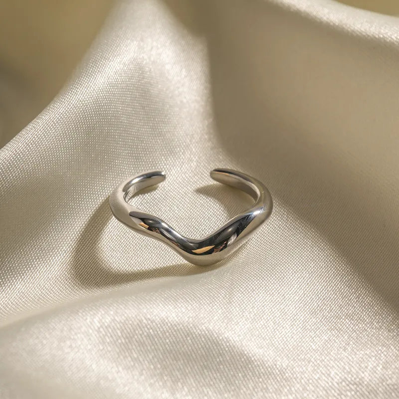 Anneau en acier en forme d'onde - R153