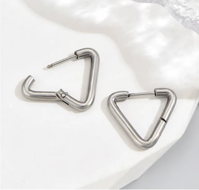 Σκουλαρίκια τρίγωνο ατσάλι-EA299