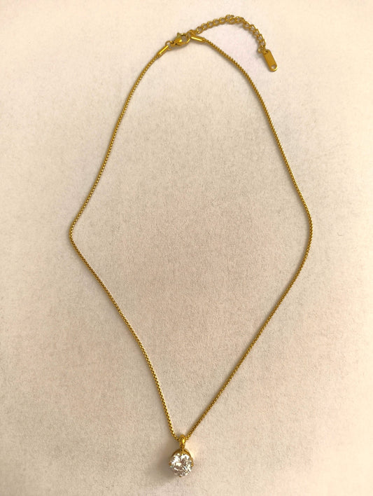 Gold-plated steel necklace with round zircon-NE022