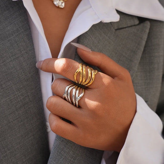 Δαχτυλίδι επιχρυσωμένο ατσάλι με καμπύλες-R122