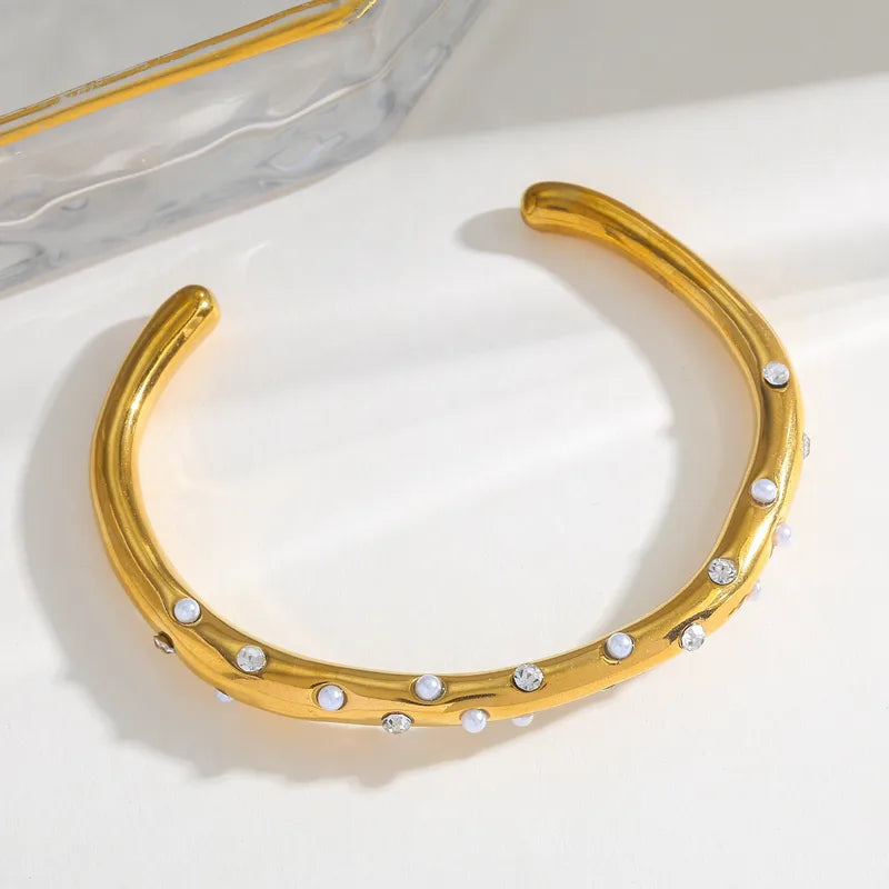 Βραχιόλι επιχρυσωμένο ατσάλι με πέρλες και zircon -  BR503