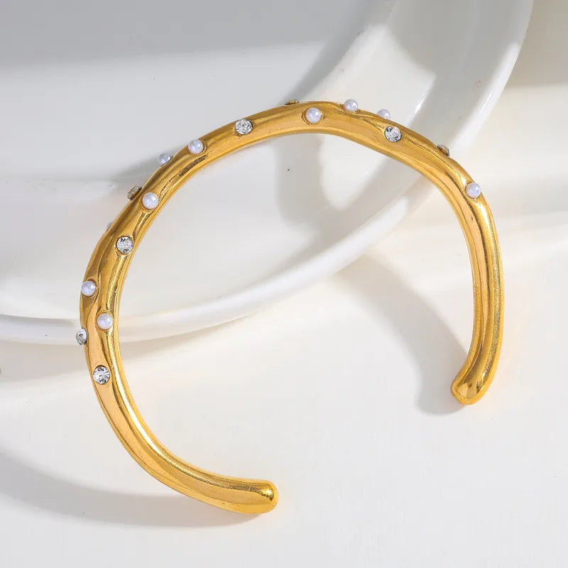 Βραχιόλι επιχρυσωμένο ατσάλι με πέρλες και zircon -  BR503