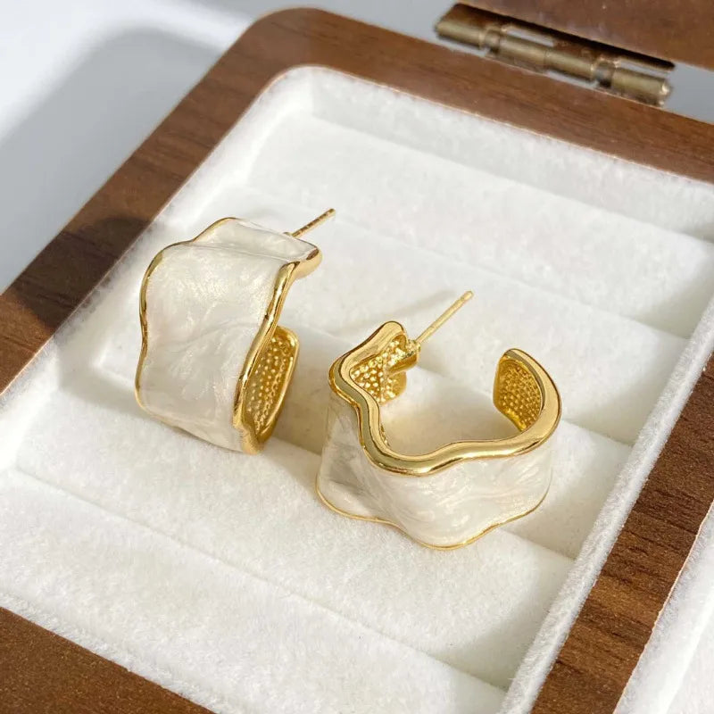 Steel gold earrings with white resin - EA211