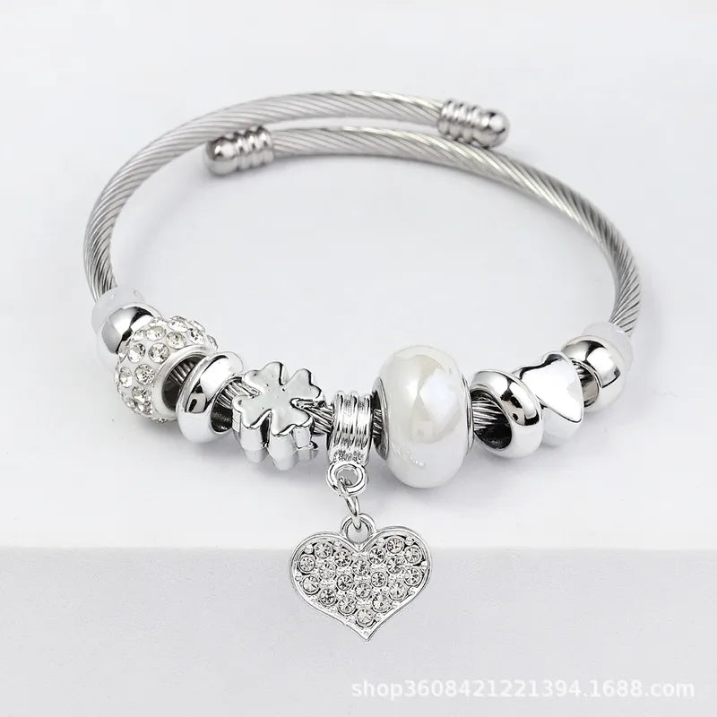 Βραχιόλι ατσάλινο bangle με charms και καρδιά -BR412