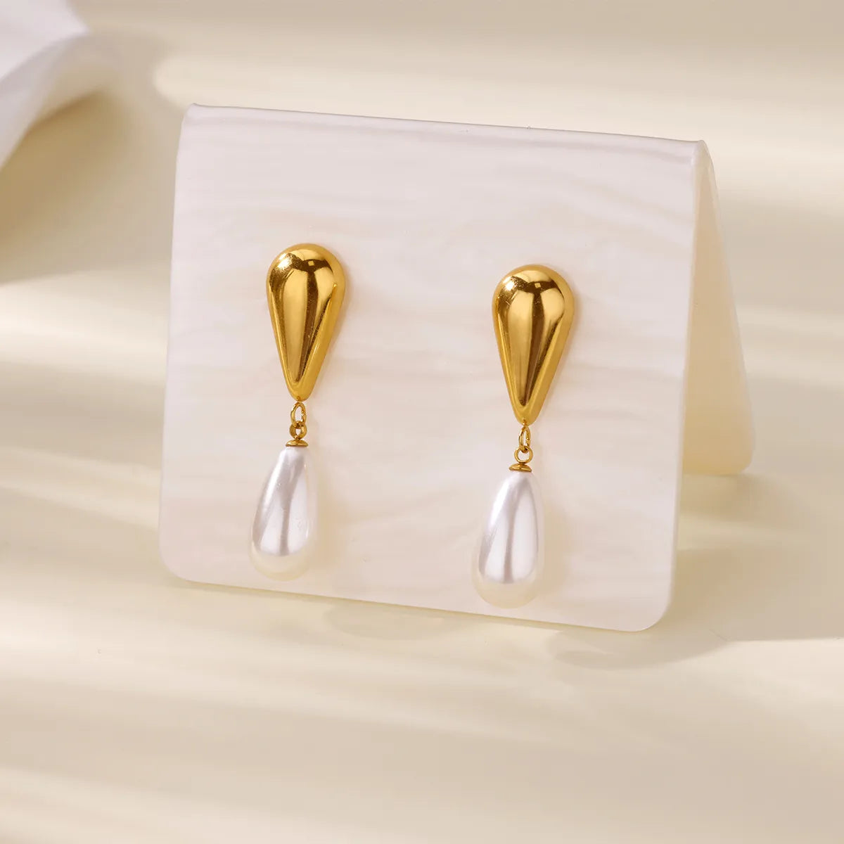 Earrings gold steel with pearl tear-ea273