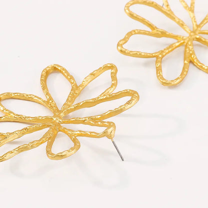 Metal flower earrings - ea032