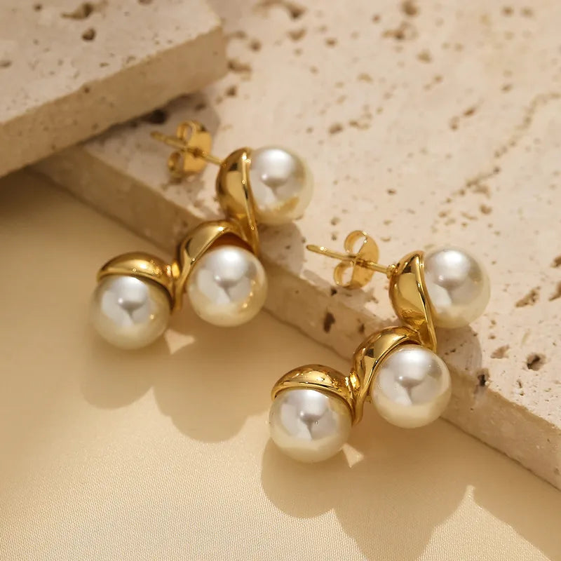 *Σκουλαρίκια χρυσό ατσάλι με τρεις πέρλες-EA518