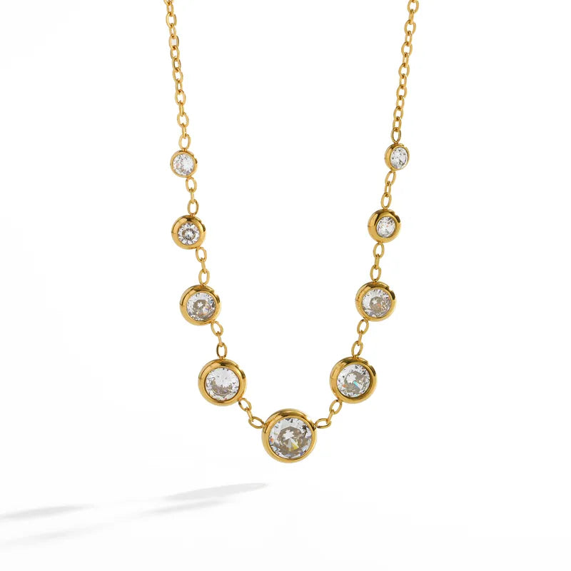 Halskette aus Stahlgold mit blauen Zirkonen – NE713