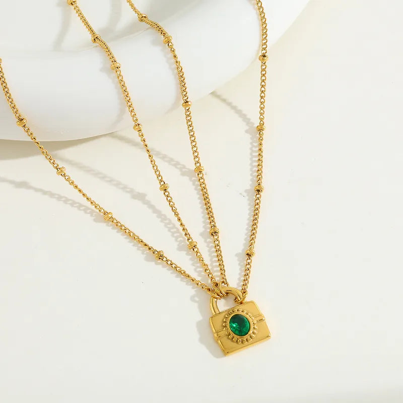 Colier din oțel placat cu aur cu piatră de zircon verde-NE515