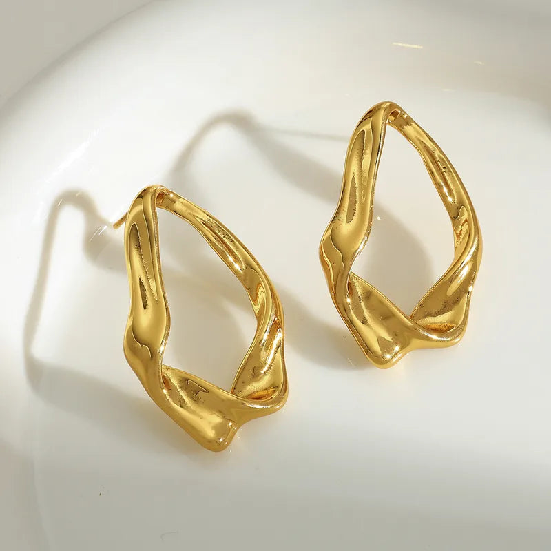 * Cercei din oțel placat cu aur cu pliuri-EA331