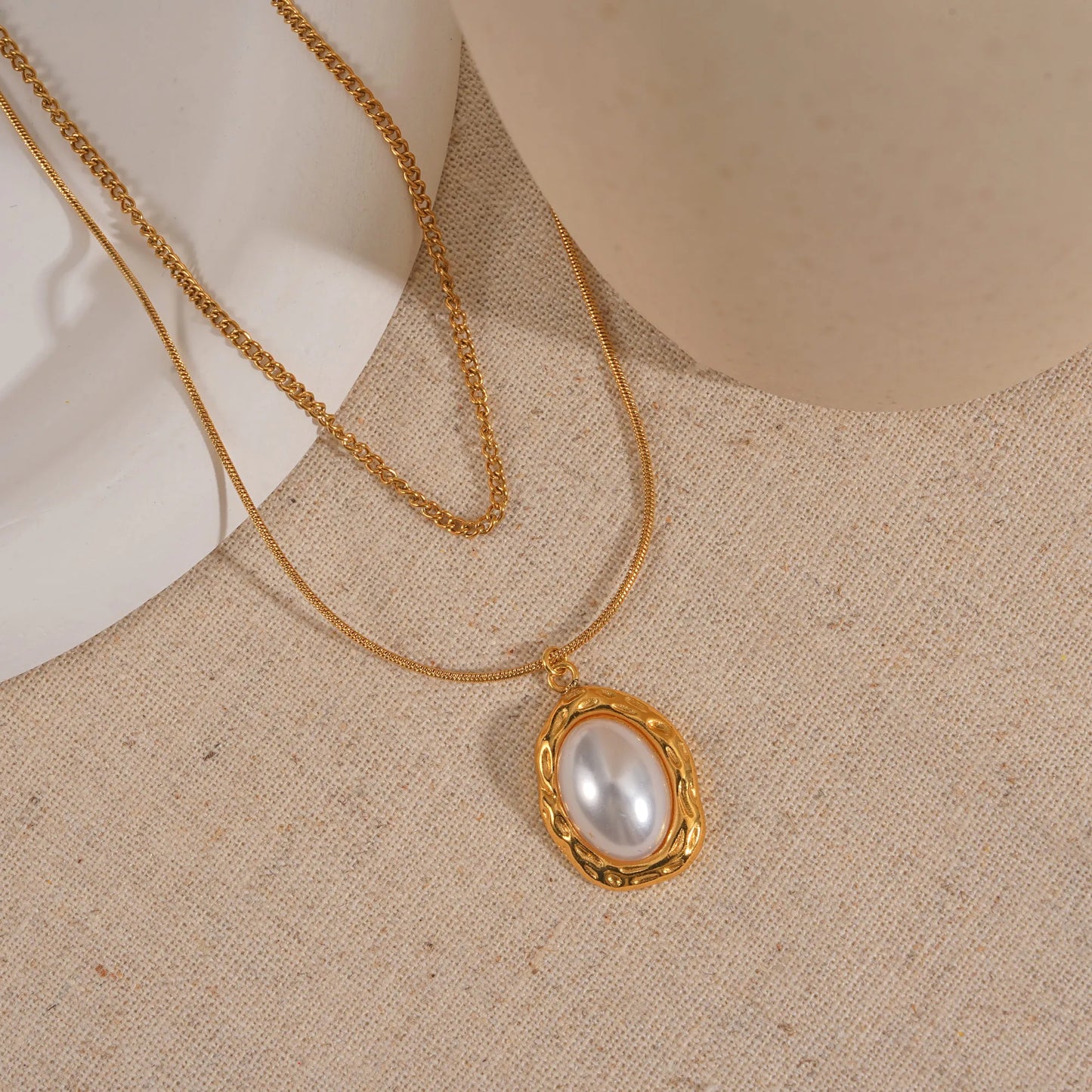 Κολιέ επιχρυσωμένο ατσάλι διπλό με πέρλα-NE441