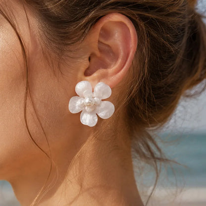 Steel earrings with white resin hearts - EA030