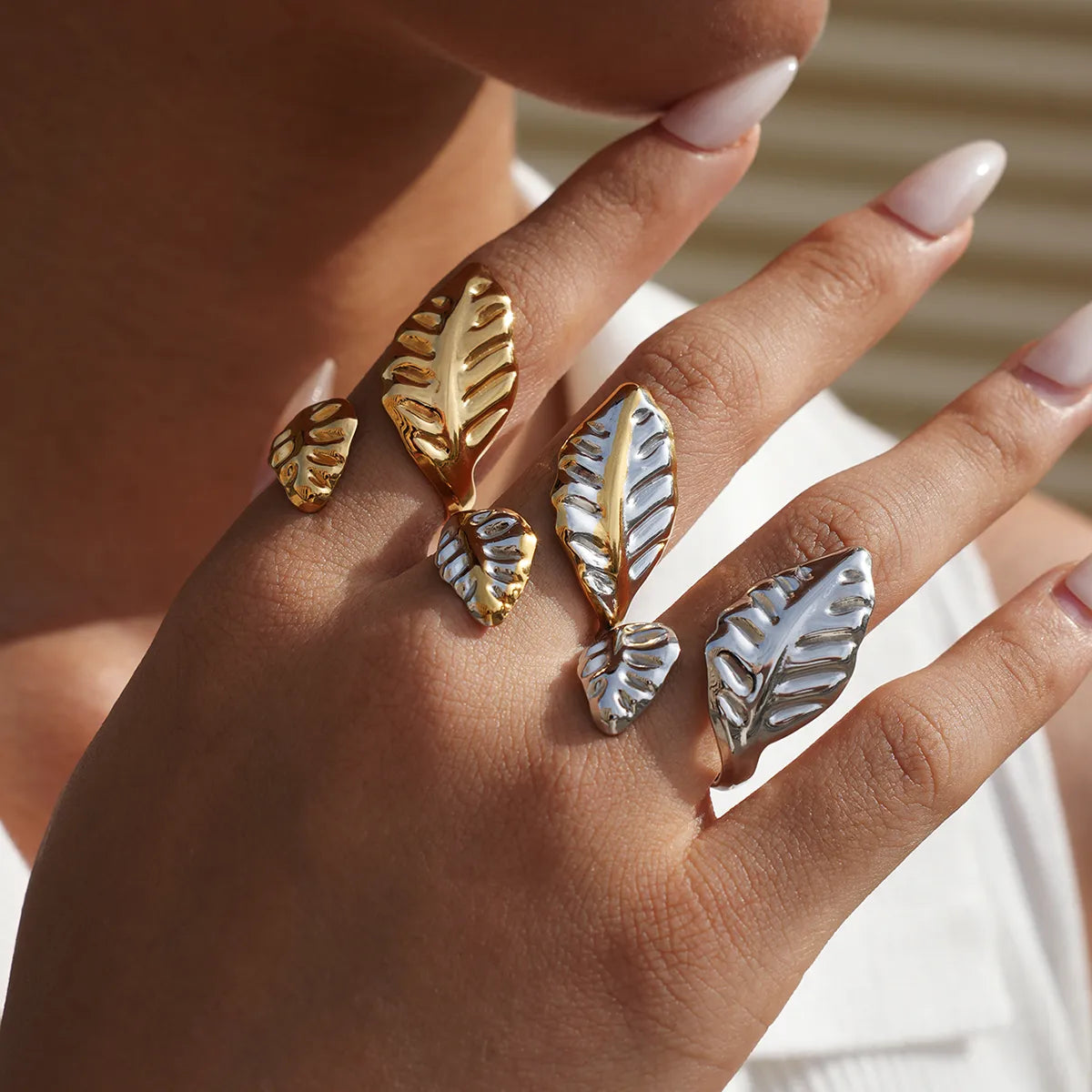 *Inel din oțel frunze deschise-R212