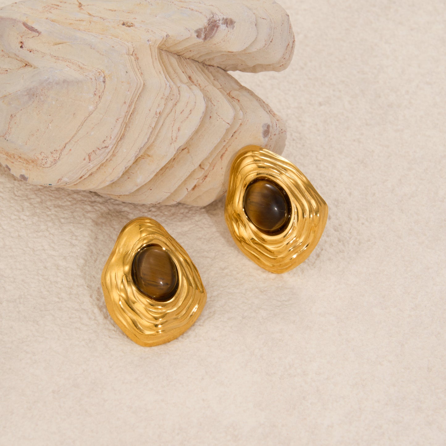 Σκουλαρίκια χρυσό ατσάλι με καφέ πέτρα-EA552