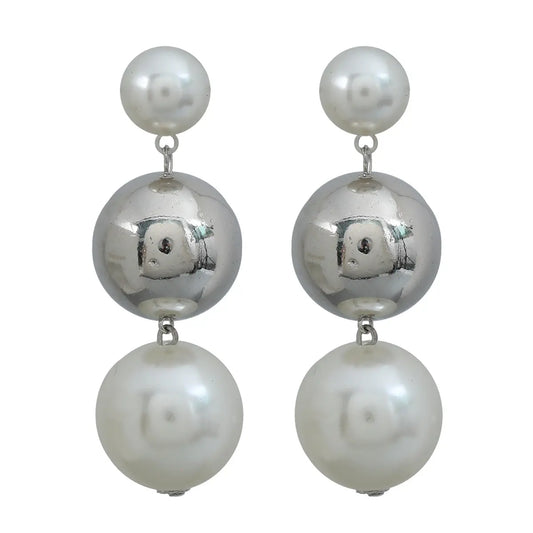 Brass earrings with pearls - w221