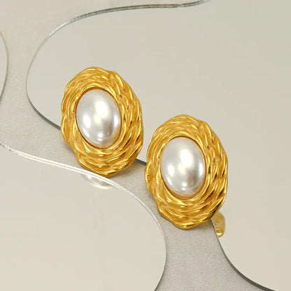 Pendientes ovalados de oro con perla - EA311