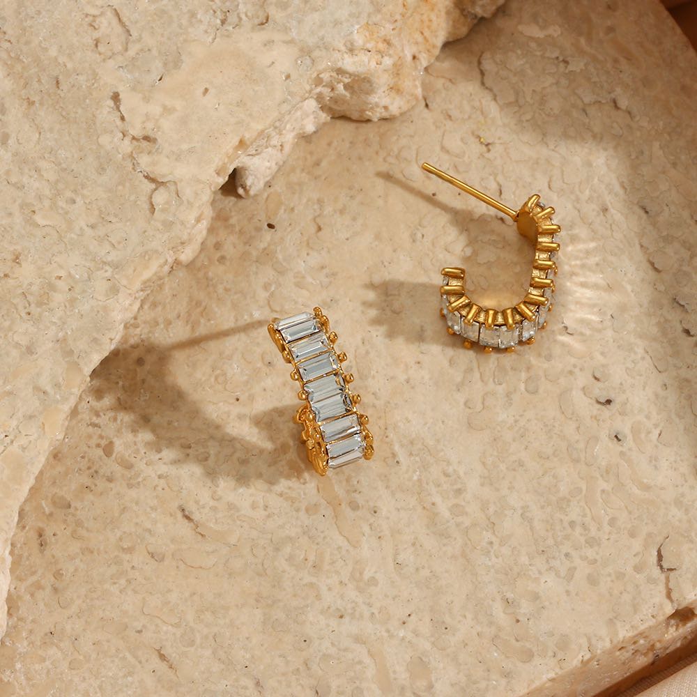 Cercei inele din otel placat cu aur cu zircon-EA450