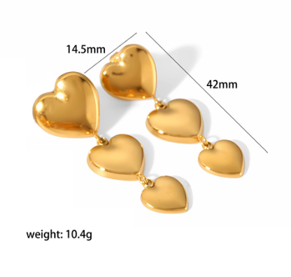 Orecchini in acciaio dorato a triplo cuore-EA501