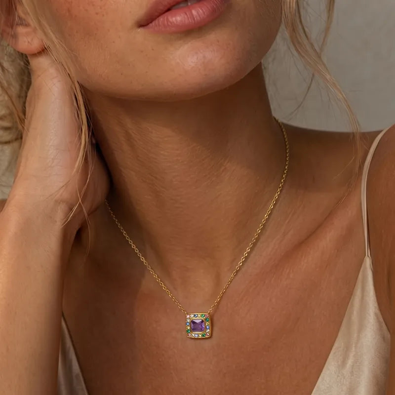 Collier acier doré avec zircon - NE699