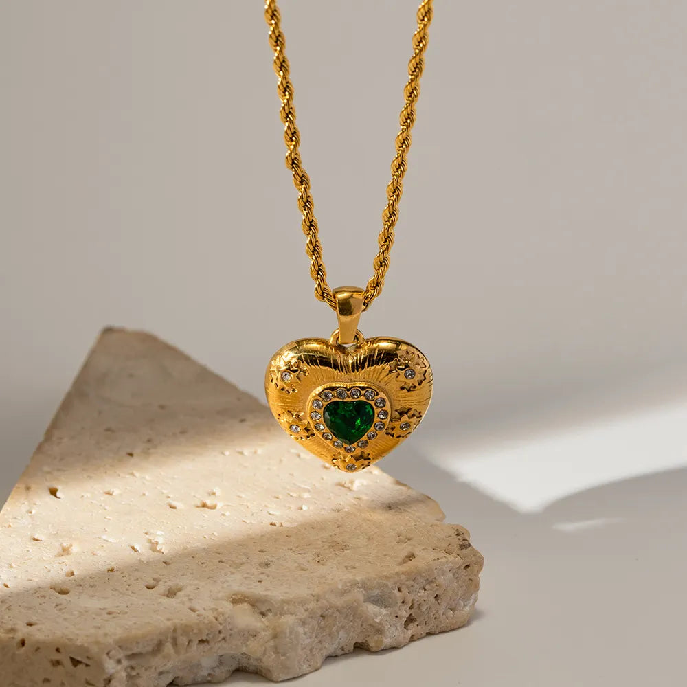 Κολιέ με καρδιά και πράσινη πέτρα zircon-NE419