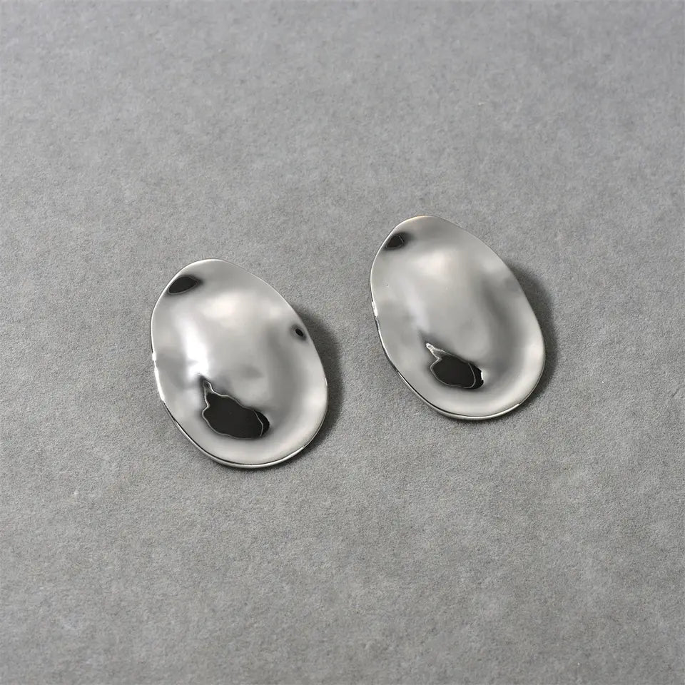 Pendientes de acero ovalados bañados en plata - EA469